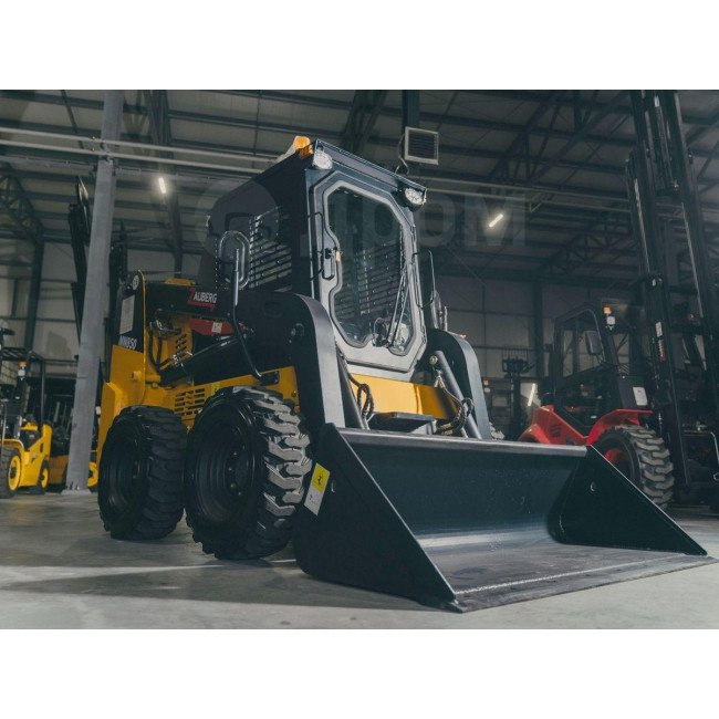 Мини погрузчик ZAUBERG MN850-G2 (джойстики)
