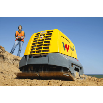 Виброплита с дистанционным управлением Wacker Neuson DPU 130